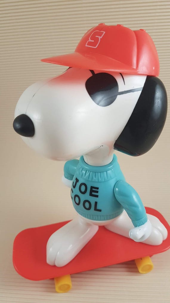 Snoopy Mcdonalds Joe Cool Skateboarder Toy 2000, Rare Snoopy