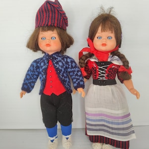 Vintage pareja de muñecas coleccionables muñeca de folklore noruego antiguo pintado a mano traje nacional tradicional