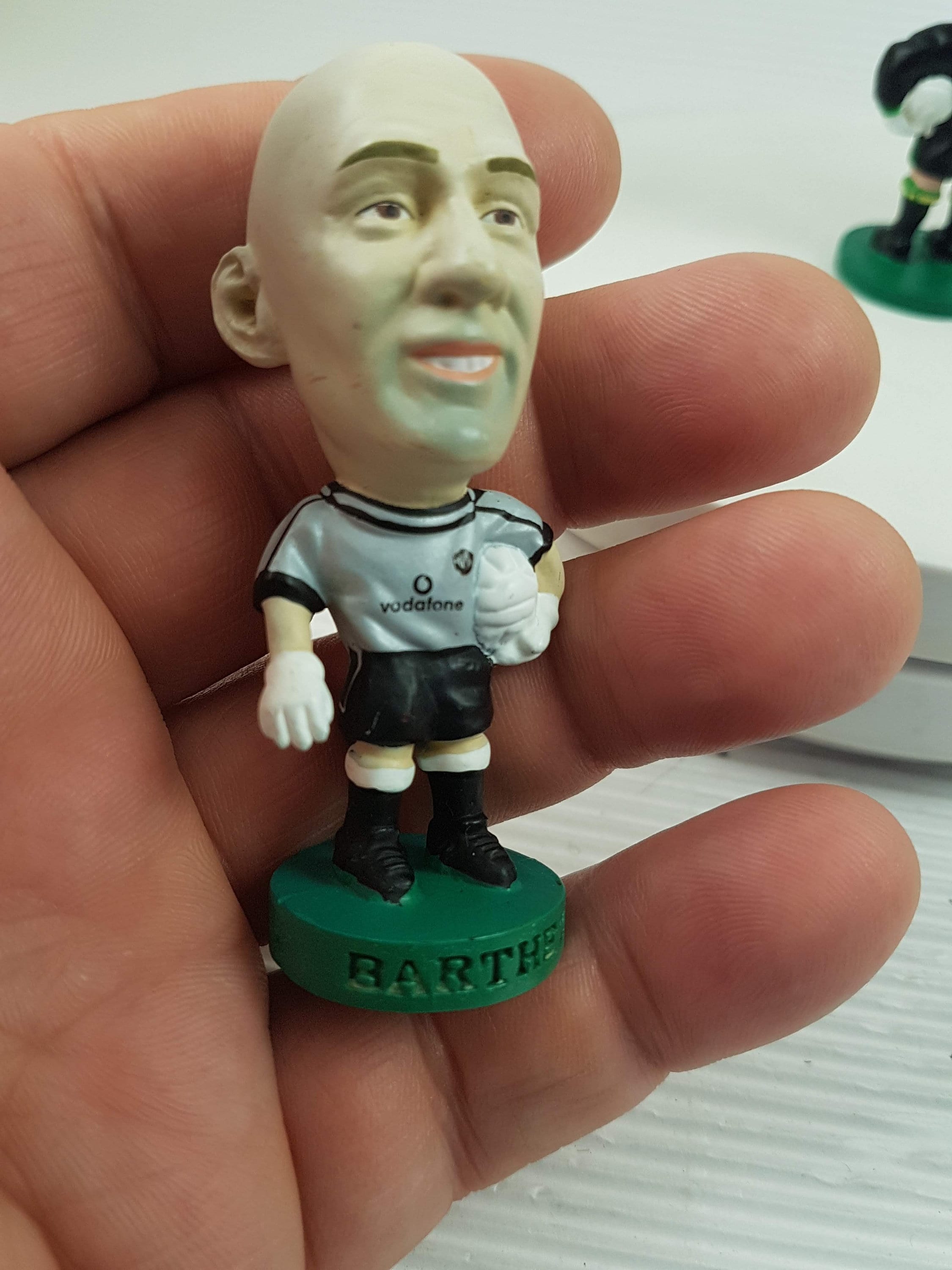 Corinthian Prostars - Fabien BARTHEZ- -peter Schmeichel