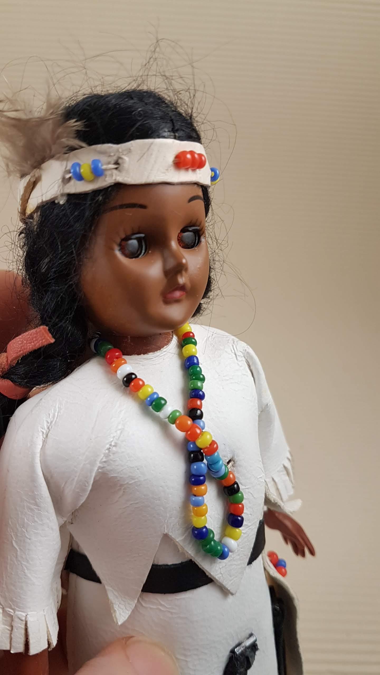 poupée indienne articulée en bois sevi italy