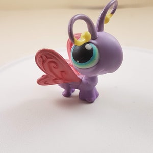 Littlest Pet Shop #93 Purple Butterfly Pink Wings