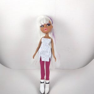 Bratz Neon Runway Yasmin Doll Platinum White