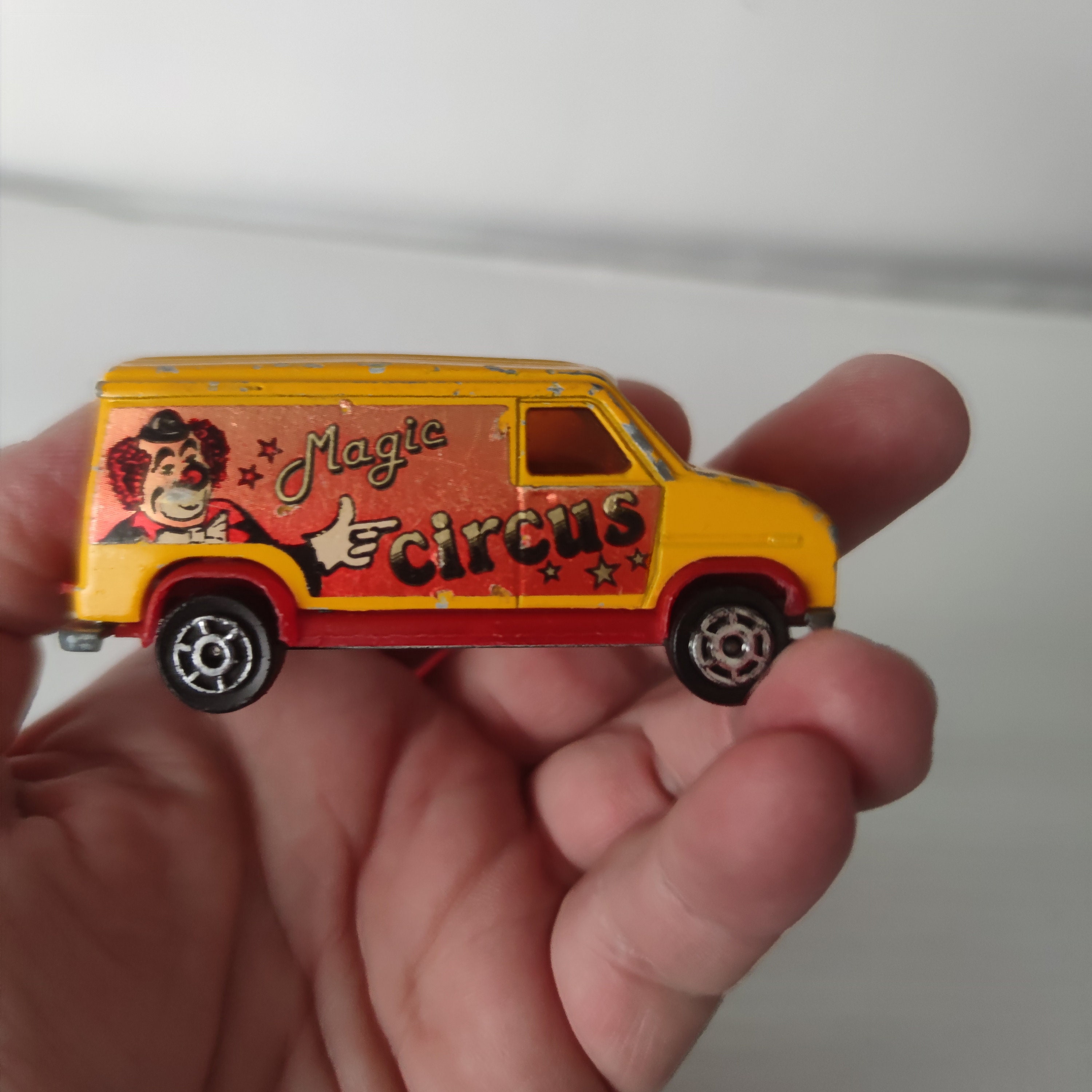 Majorette US Van Gris – Holiday – Échelle 1/36 – Occasion France