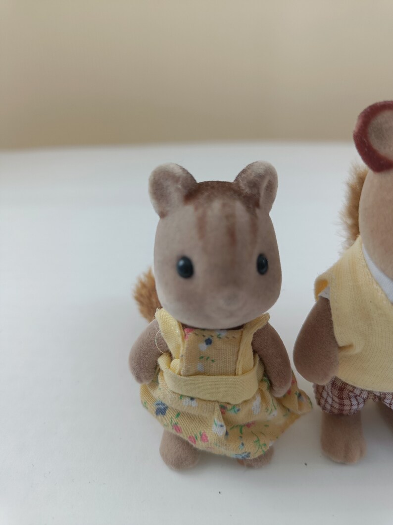 Calico Critters Walnut Squirrel Family of 3 Sylvanian Family Etsy