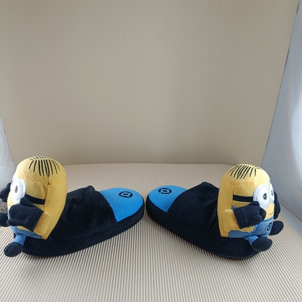 mens minion slippers