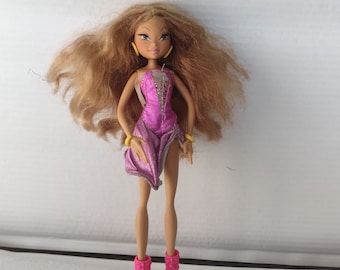 Winx Club Flora Puppe Mattel