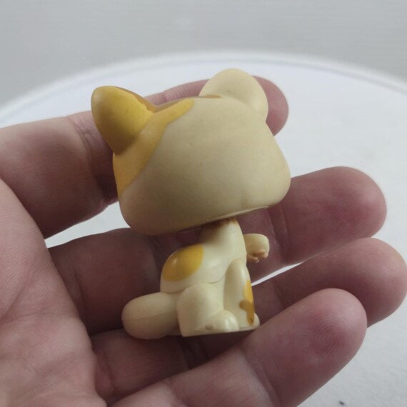 LPS リトルペットショップ #832 猫 イエローグリーン スターアイ