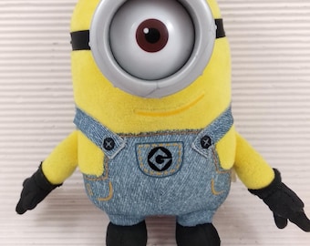 Despicable Me Minion Movie minion Plush stuffed toy is laughing when you press it