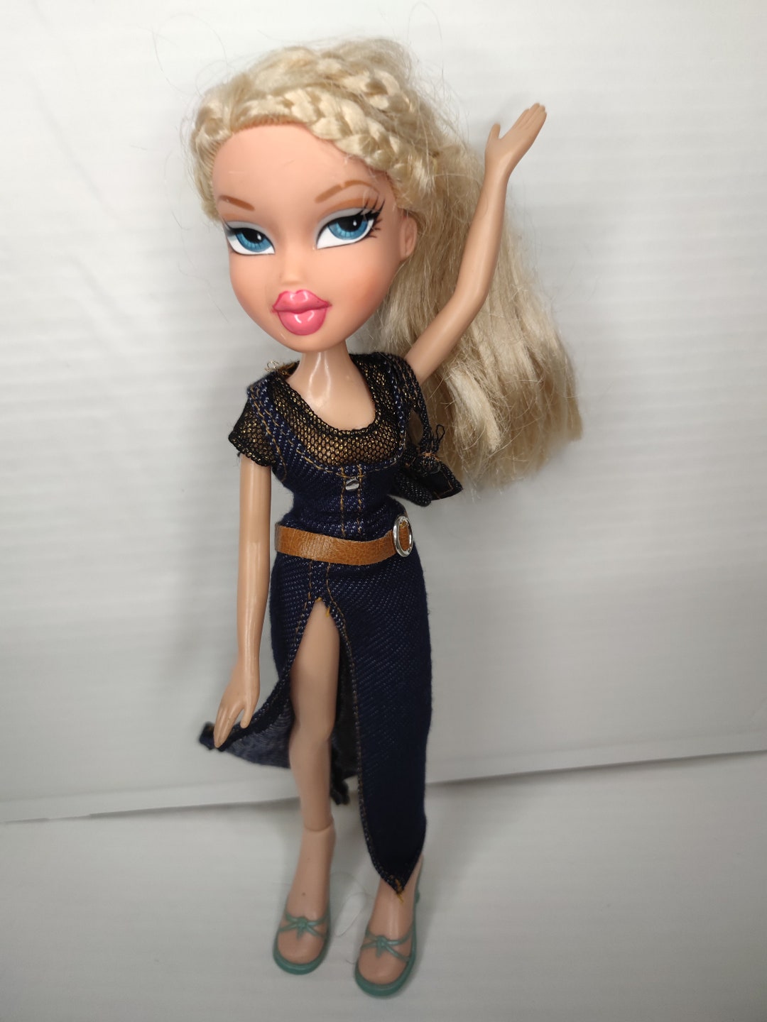 Original Chloe Bratz Doll Fashion Doll Original Cloe Bratz Doll Chloe Bratz  Through The, image size:1080x1440