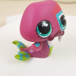 Littlest Pet Shop No # Special Edition Mod Walrus Purple LPS