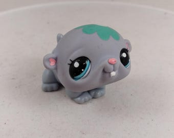 Authentic Littlest Pet Shop LPS 2451 Cutest BABY Gray Hamster