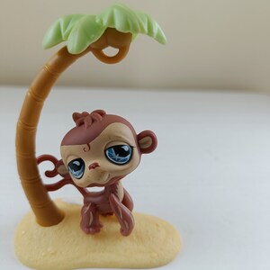 Littlest Pet Shop Brown MONKEY # 485 Geometric blue eyes Authentic