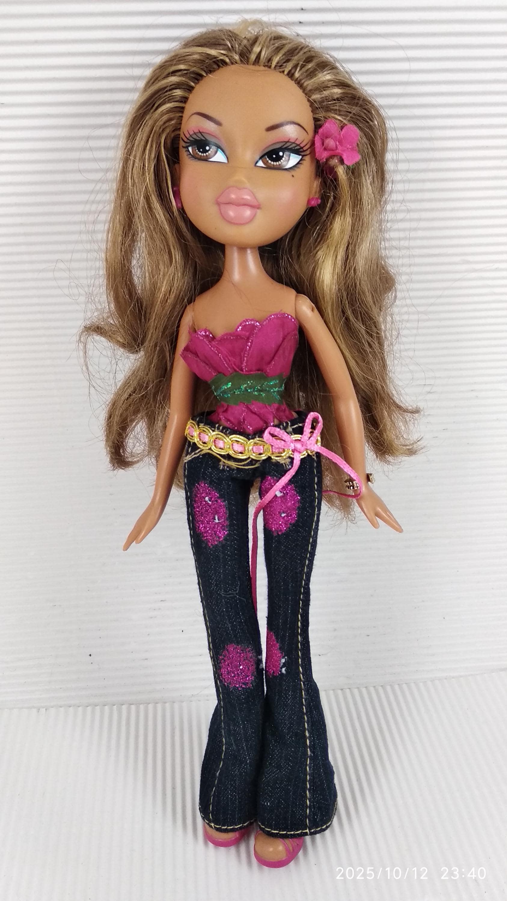 ブラッツドールズ(ヤスミン) ブラッツ人形 ヤスミン フラワーガール 正規品 MGA コレクター向け