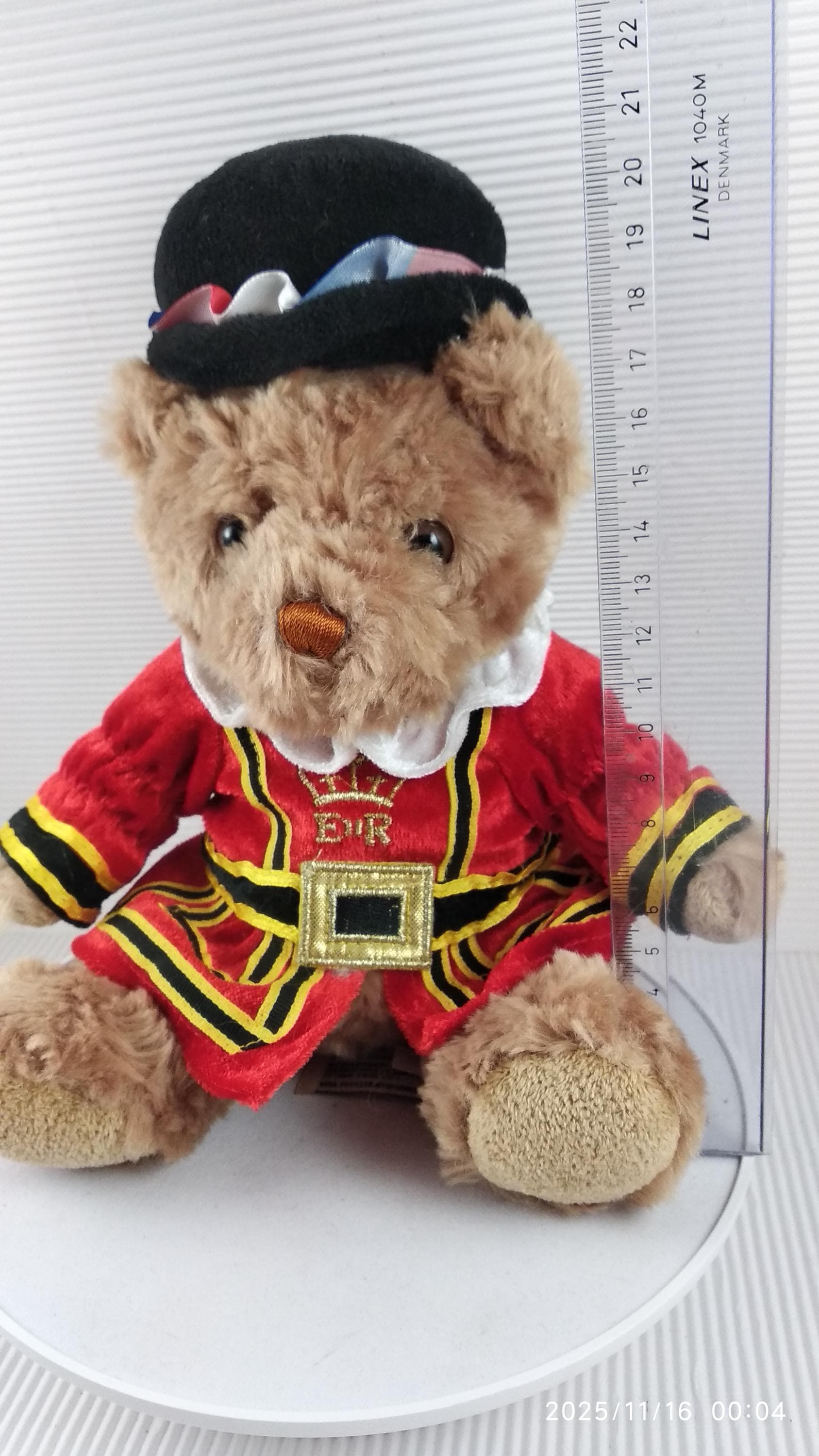 Glorious Britain Beefeater Bear Plush Stuffed Animal Royal Guard