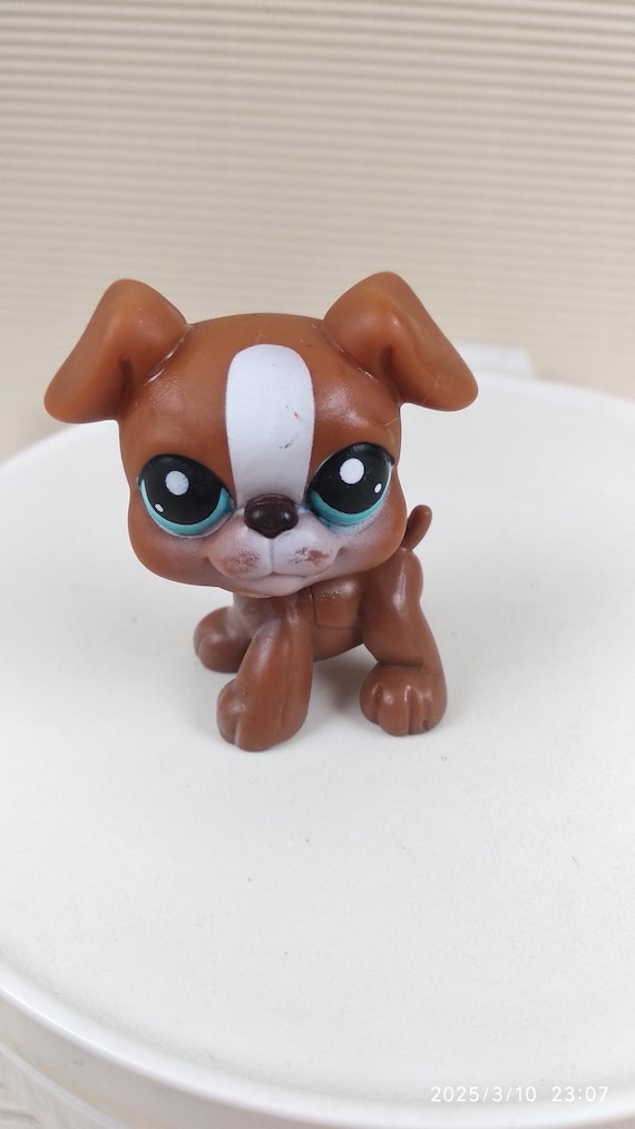 Littlest Pet Shop #83 Brown Boxer Puppy Dog With Blue Eyes Hasbro