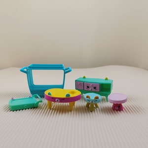 Vintage shopkins toys set