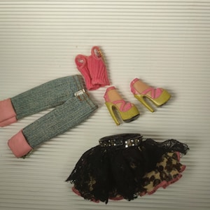 Bratz Doll&#39;s Princess Cloe outfit Authentic MGA Collectible
