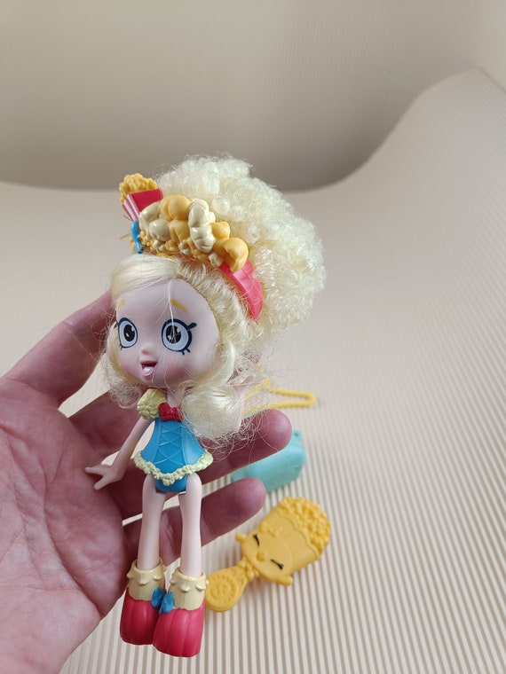 Vintage Shopkins Toys Set- One Doll With Accessories