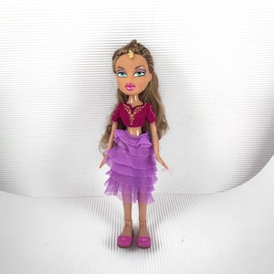 Bratz Genie Magic Yasmin Doll: 2001 MGA Collectible for Repaint/DIY