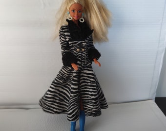 Vintage stilvolle Puppe Barbie