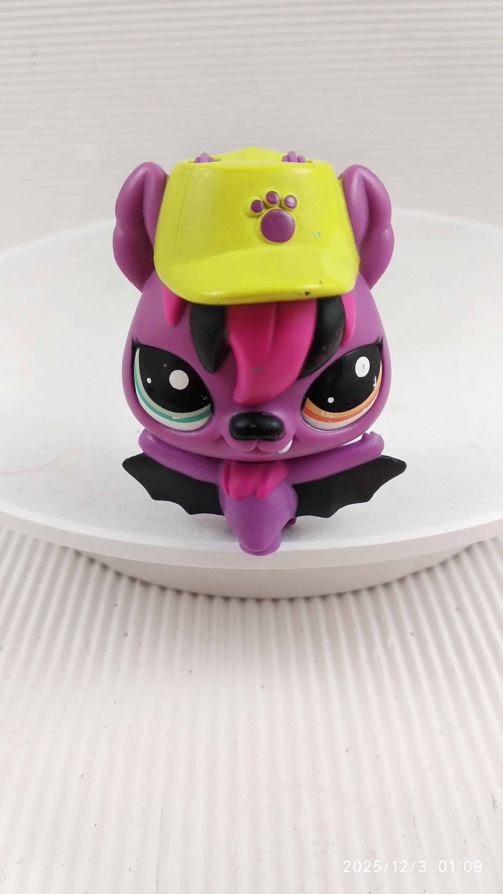 WALKABLE BAT #2719 - Authentic Littlest Pet Shop - Hasbro LPS - Etsy