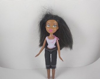 Bratz skateboarding Sasha Doll