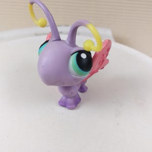 Littlest Pet Shop #93 Purple Butterfly Pink Wings