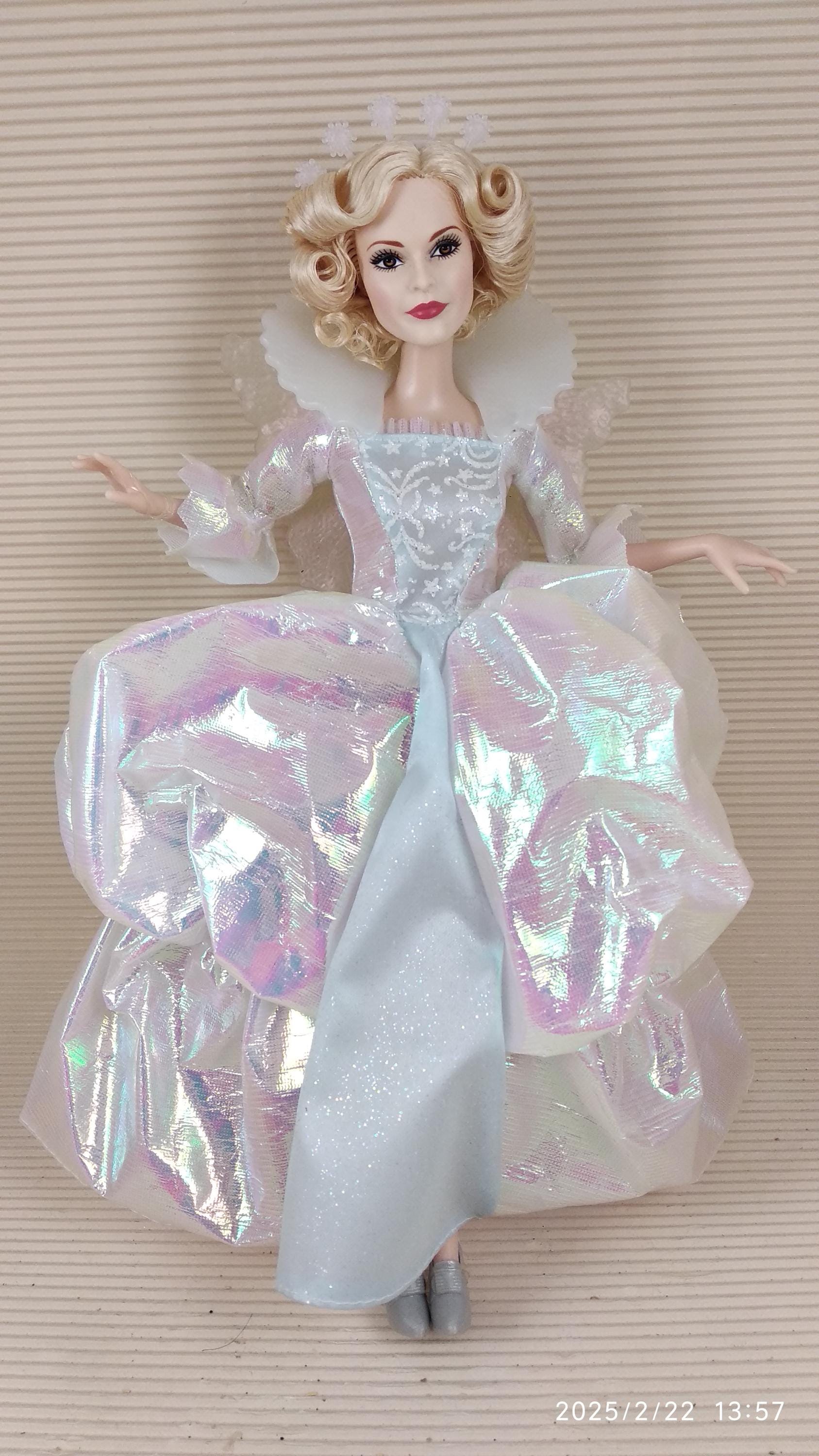 Cinderella~fairy Godmother Collectible Doll ~ Disney Live Action