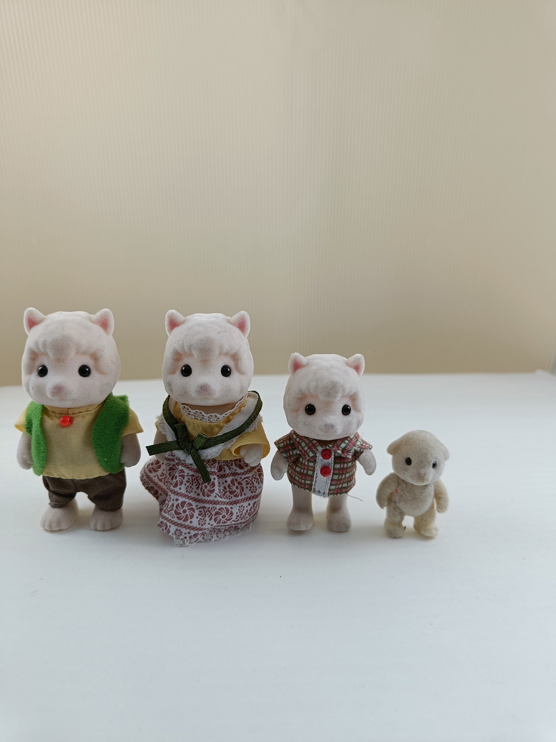 Sylvanian Families Panda Family 19
