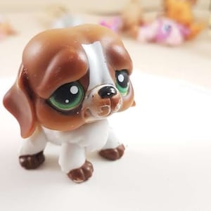 Littlest Pet Shop #335 SAINT BERNARD Dog 2006 Brown White Green Dot Eyes
