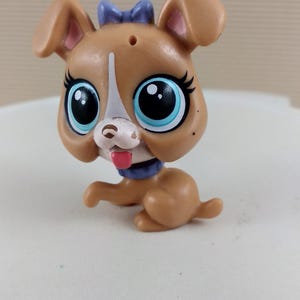 Perro boxer Sydney Waggerby n.° 4007 - Littlest Pet Shop - Hasbro LPS