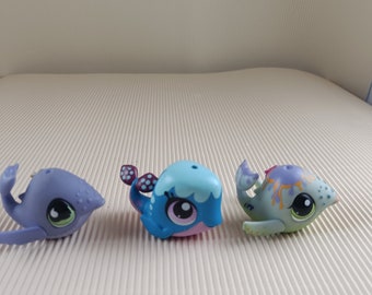Littlest Pet Shop, Big Blue Whale With yellow Starfish, LPS Pet #895,#3233,#1852