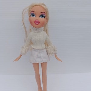 Bratz Dolls Cloe Authentic MGA Collectible or For Repaint Or Other Projects