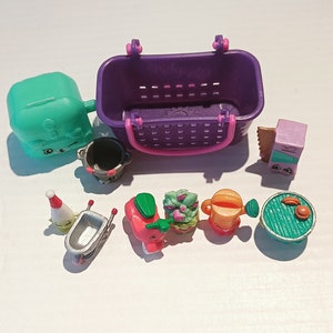 Vintage shopkins toys set