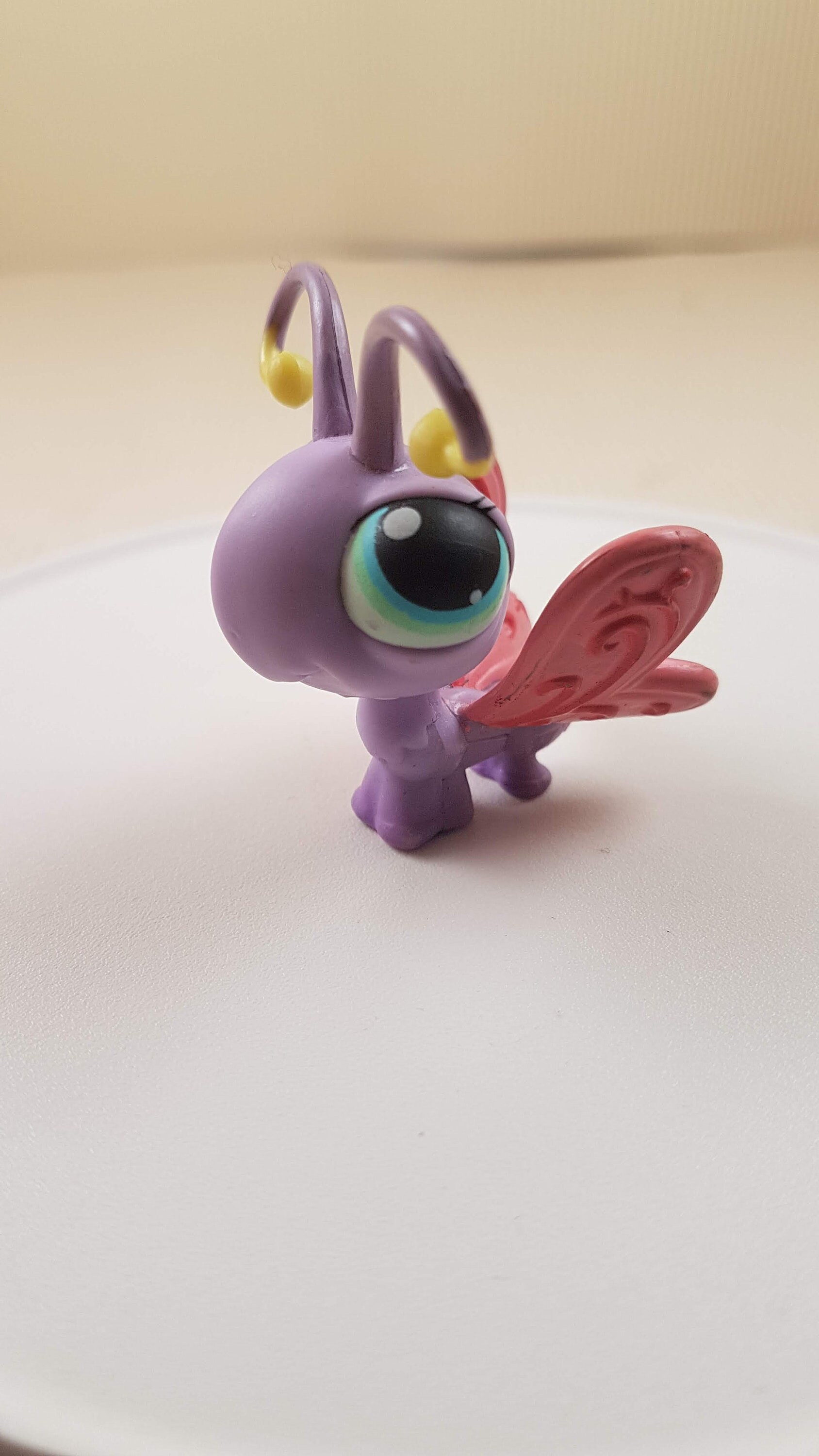 Figurine Littlest Pet Shop – Papillon Butterfly Violet