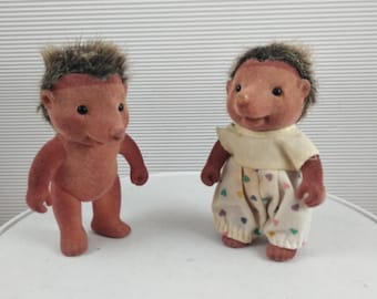 Calico Critters Hedgehog Family, Retired Sylvanian Family