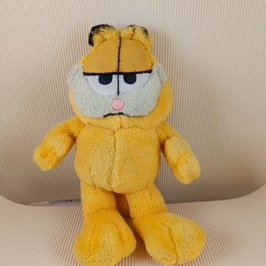 Gorgeous collectible and vintage stuffed Garfield, orange, cat