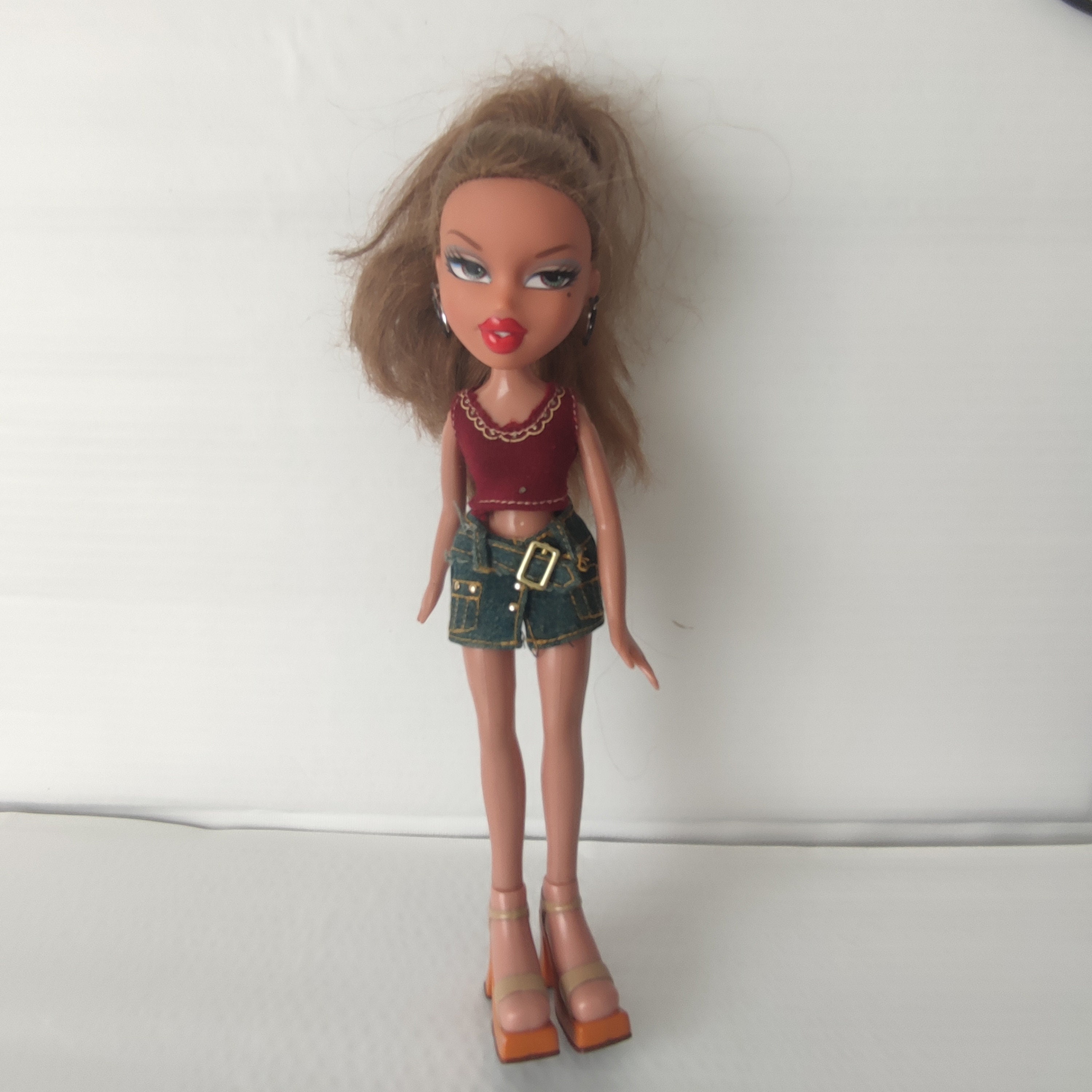 Bratz Doll Authentic MGA Collectible