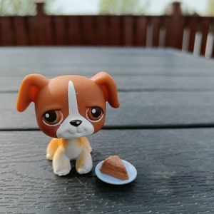 Littlest Pet Shop Boxer Dog LPS #25 Brown White Brown Eyes W/blue