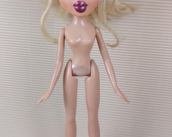 Boneca Bratz Cloe: Noite Fora, Cílios Enraizados - Para Repintura/Projetos