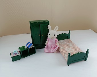 Calico Critters dollhouse furniture old 1985s green, Sylvanian Family one rabbit