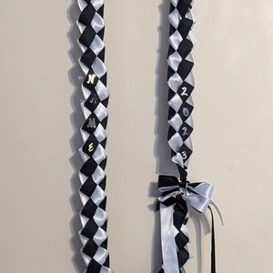 Graduation Lei/Personalize/Customize Colors