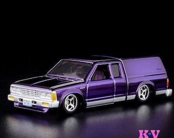 ミニカー Hot Wheels 1986 Nissan 720 King Cab Hot Wheels 1986 Nissan 720 King Cab RLC - Gift for