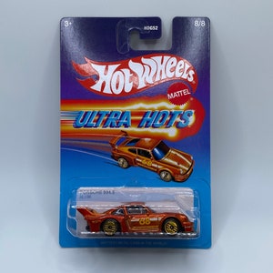 Hot Wheels Ultra Hots Porsche 934.5 - Gift for collectors