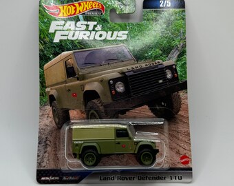 Amazon.com: Hot Wheels Land Rover Defender 110 Hard Top