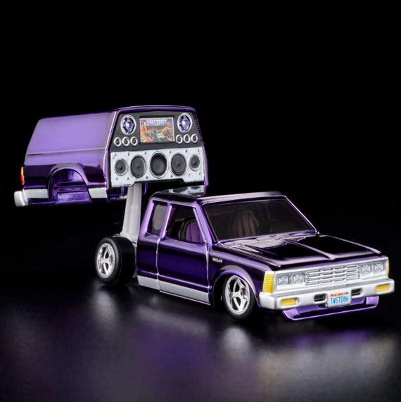 Hot Wheels 1986 Nissan 720 King Cab RLC - Gift for