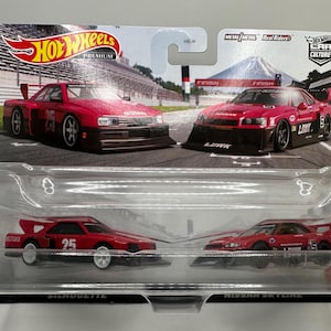 Hot Wheels Car Culture 2-Pack Nissan Skyline GT-R Premium Collector Set - Gift for collectors