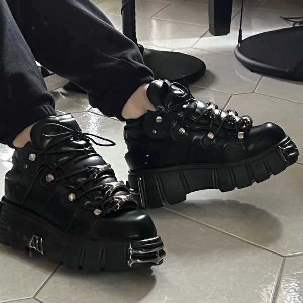 Leder-Goth-Plattformen für Sie | Steal Decor Punk Stiefeletten | 6 cm stilvolle Plateaus | Geschnürte Gothic-Schuhe, Sommergeschenke für Sie