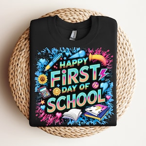 Feliz primer día de clases PNG, Diseño de camisa Grafitti de regreso a la escuela PNG, Maestros, Doodle brillante, Retro, Cita divertida del maestro, PNG,