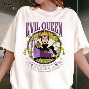 Disneyland Evil Queen PNG, Evil Queen And Snow White Bow Mirror Png, Disneyland Villains, Walt Disneyworld, Digital Download